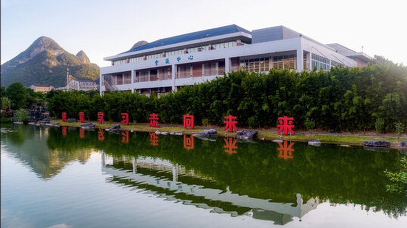 汽车电子代工定制开发的四大关键要素