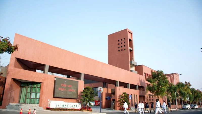 电源模块常见故障解析：诊断与处理策略**